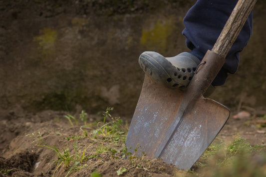How To Dig a Trench For Drainage - Vodaland
