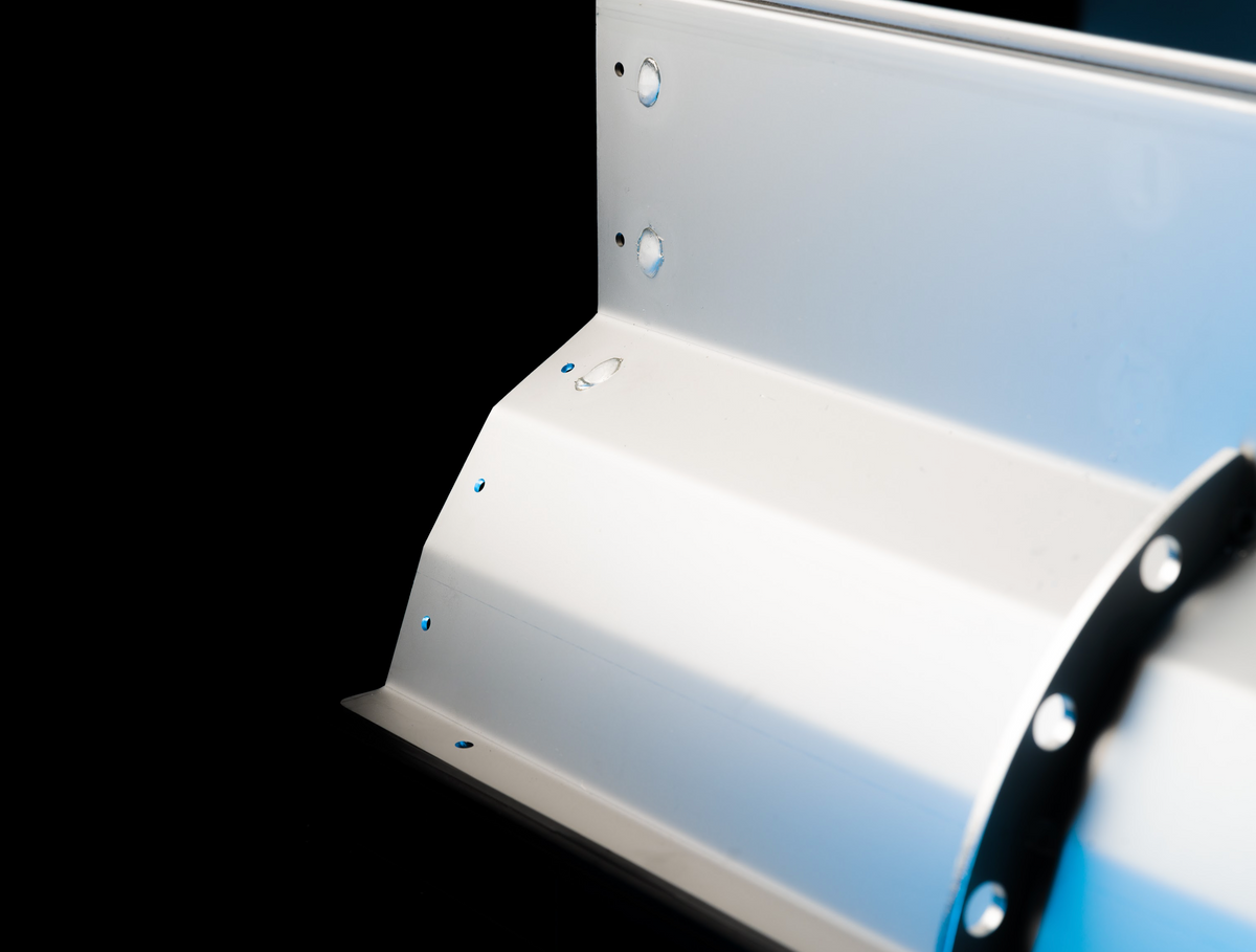 Vodaland Omni Channel Grate with Blue Light