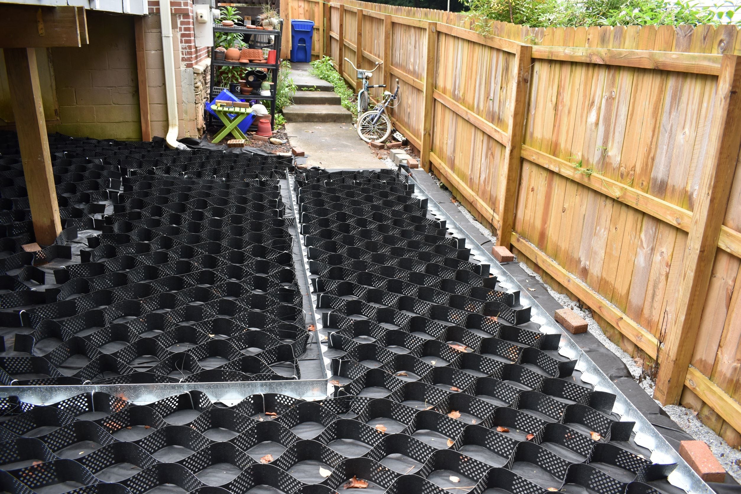 GeoCell Erosion Control System